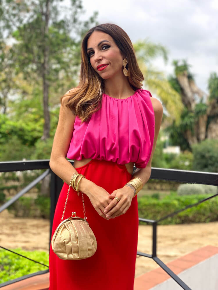 Vestido rojo y rosa elegante