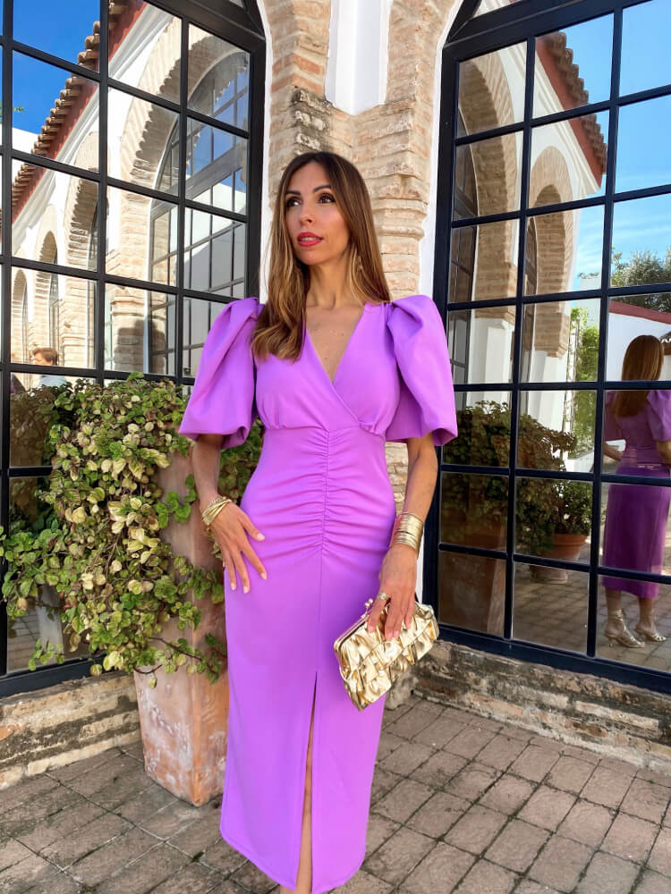 Vestido elegante violeta