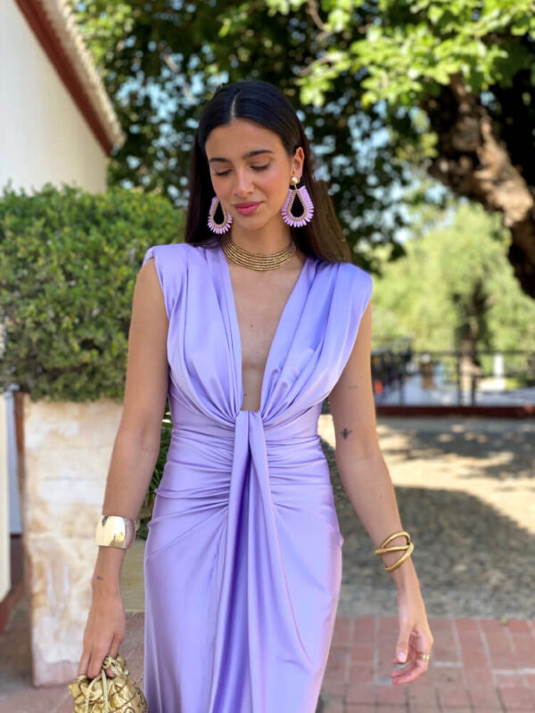 Vestido elegante en color lila