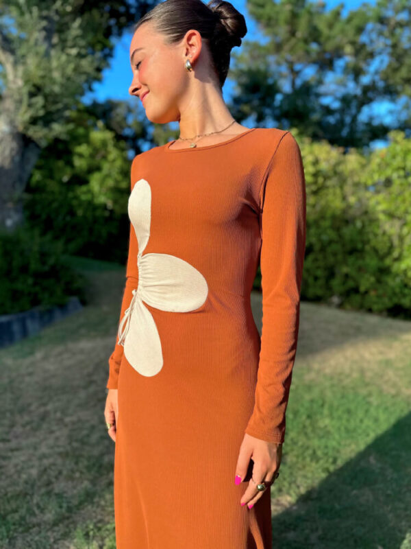 Vestido en color caldera elegante barato