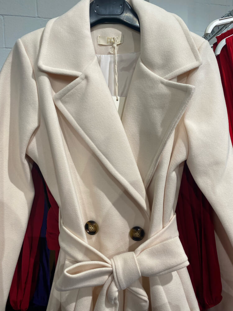 Abrigos de mujer elegantes