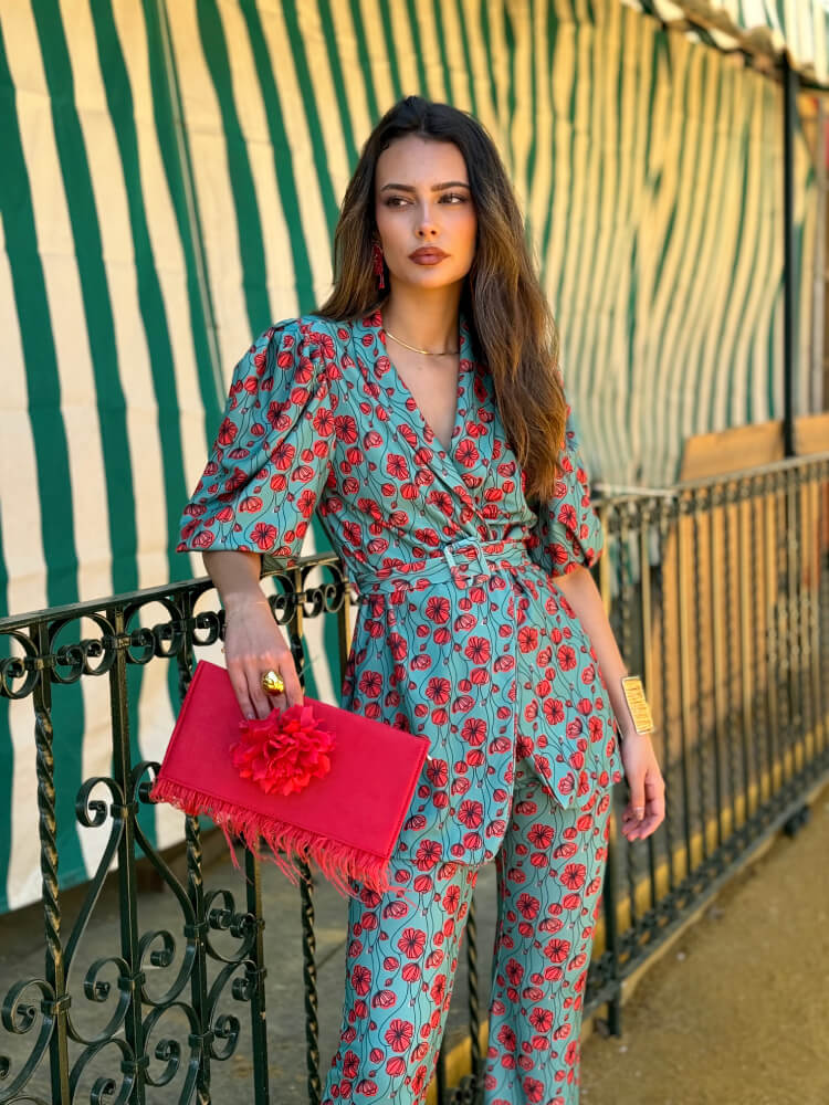 Conjunto Blazer Con Cinturón Y Pantalón