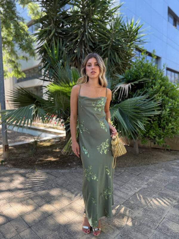 Vestido sedoso verde lentejuelas - Imagen 4