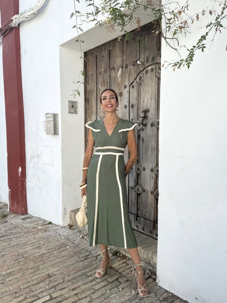 Vestido Midi Verde Con Flecos Beige