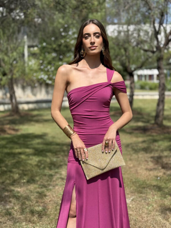 Vestido Buganvilla Que Estiliza La Silueta