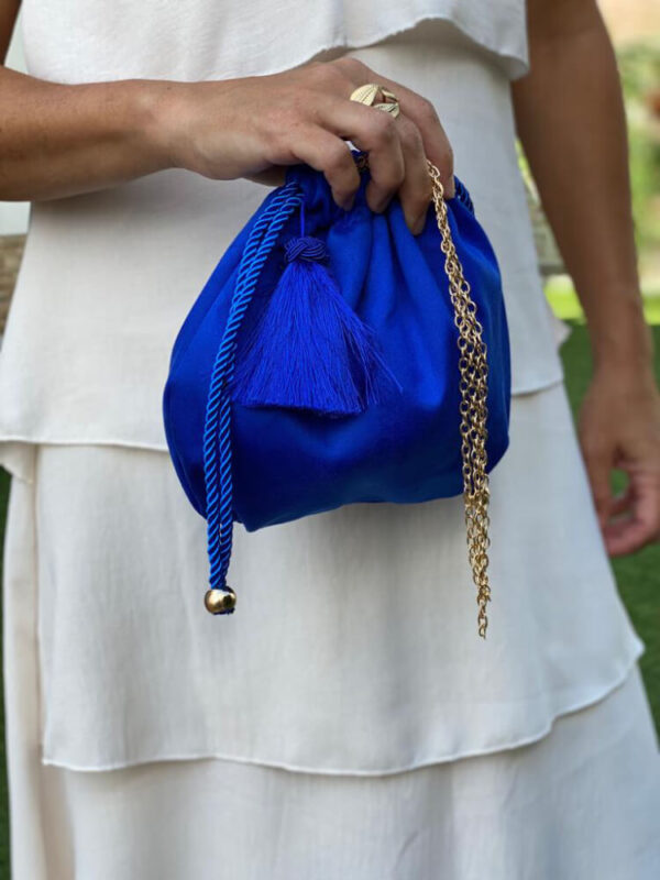Bombonera con Cadena Dorada Estilo Casual