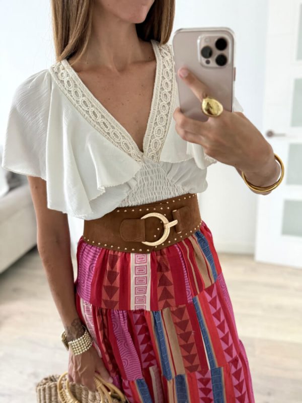 Falda Rosa Estampada Con Corte Cómodo