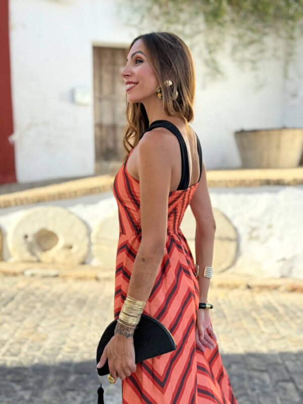 Vestido Naranja Y Negro Con Estilo Casual
