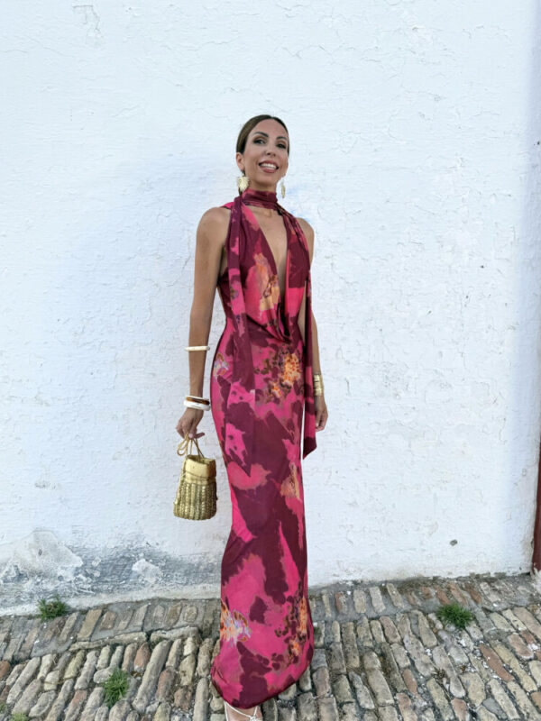 Vestido Largo Floral Con Escote Amplio Y Licra Fría