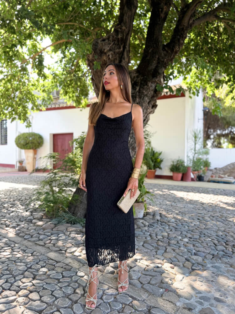 Vestido Negro Encaje Elástico Forro Interior