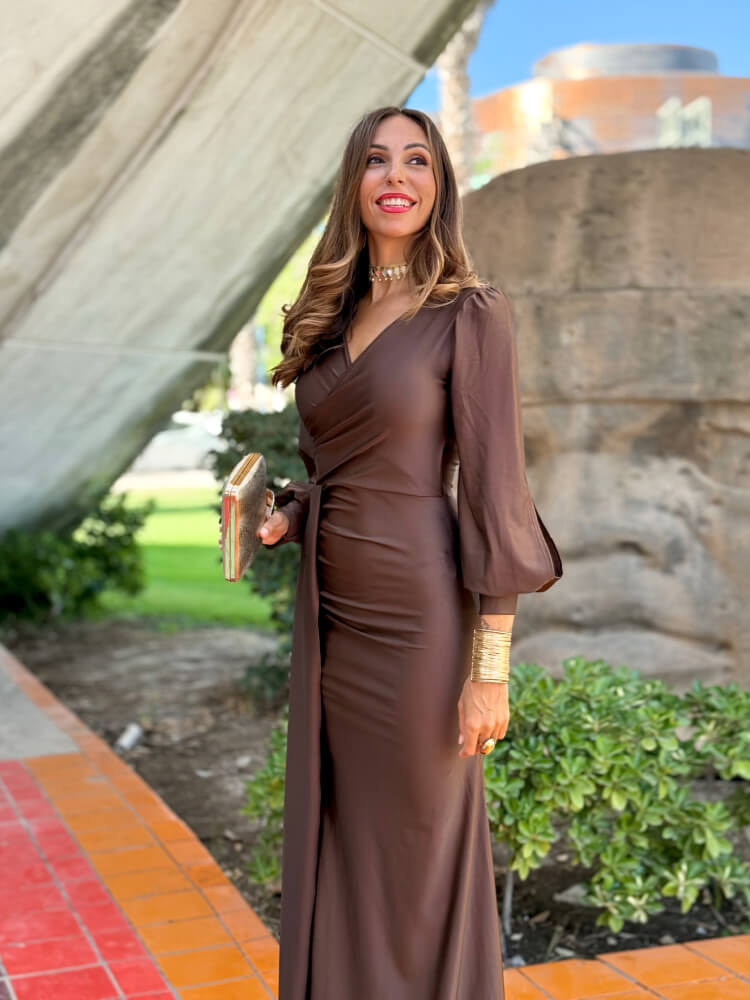 Vestido Marrón Largo Con Aberturas
