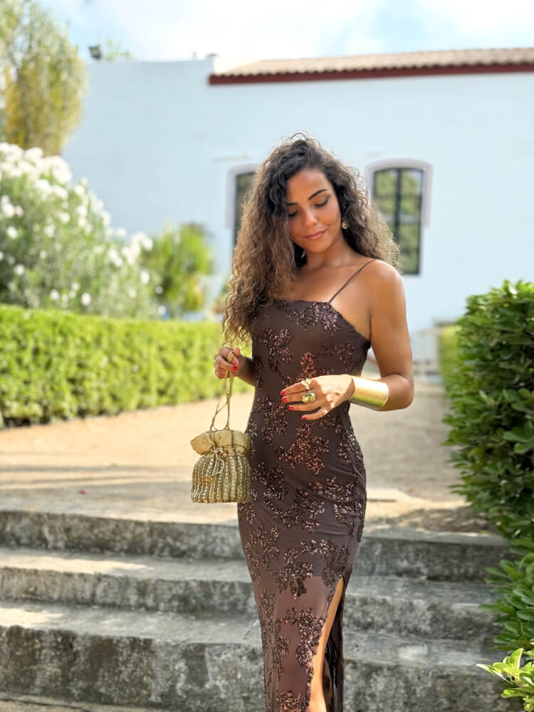 Vestido Marrón De Tiranta Con Forro Interior