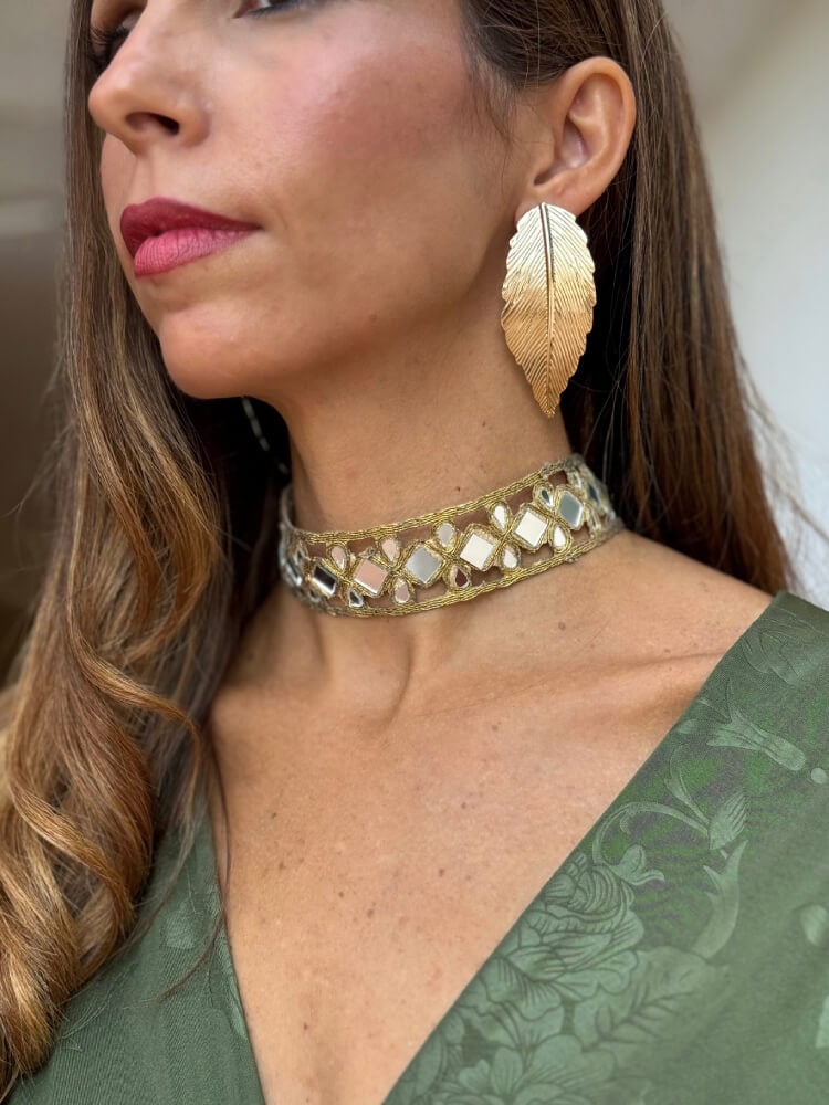 Choker Dorado Con Rejilla Metálica