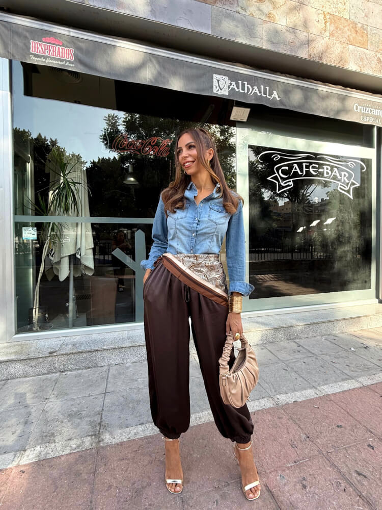 Pantalón bombacho marrón