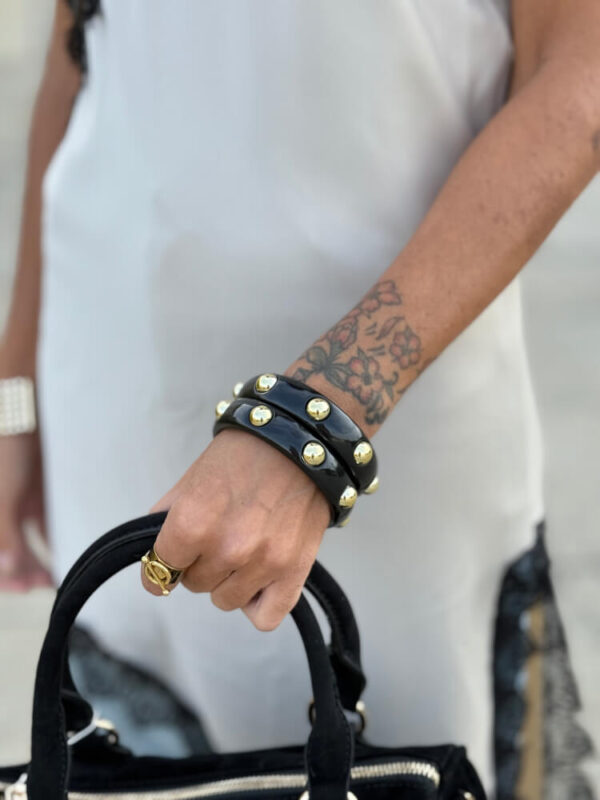 Pulsera negra tachas - Imagen 4