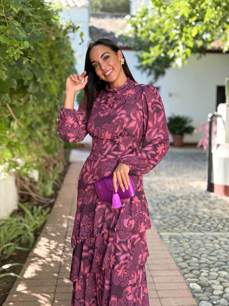 Vestido midi con cinturilla fajín