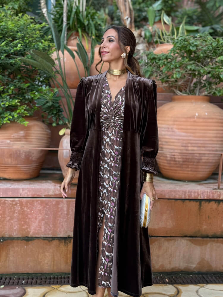 Abriguito Marrón Terciopelo Elástico