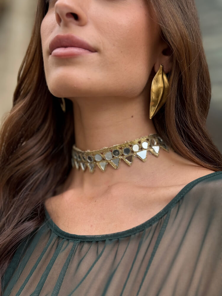 Choker Dorado Rígido