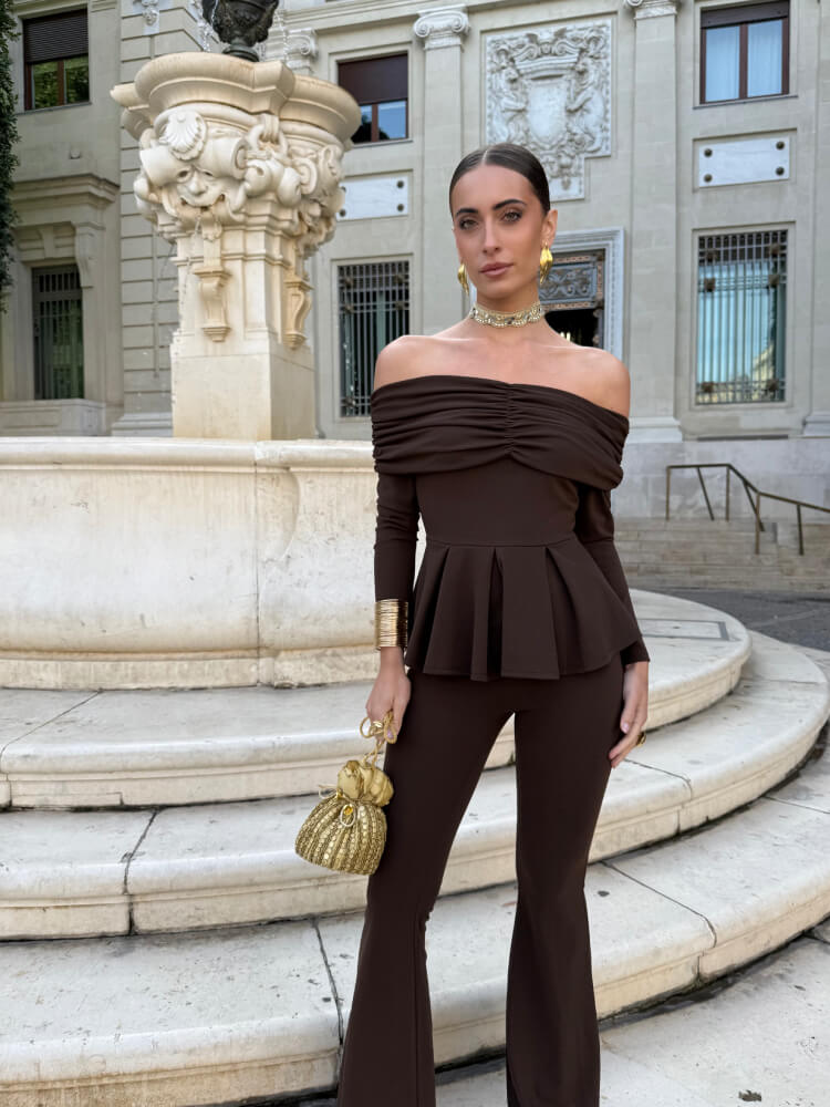 Conjunto Negro Crespón Caída Fluida