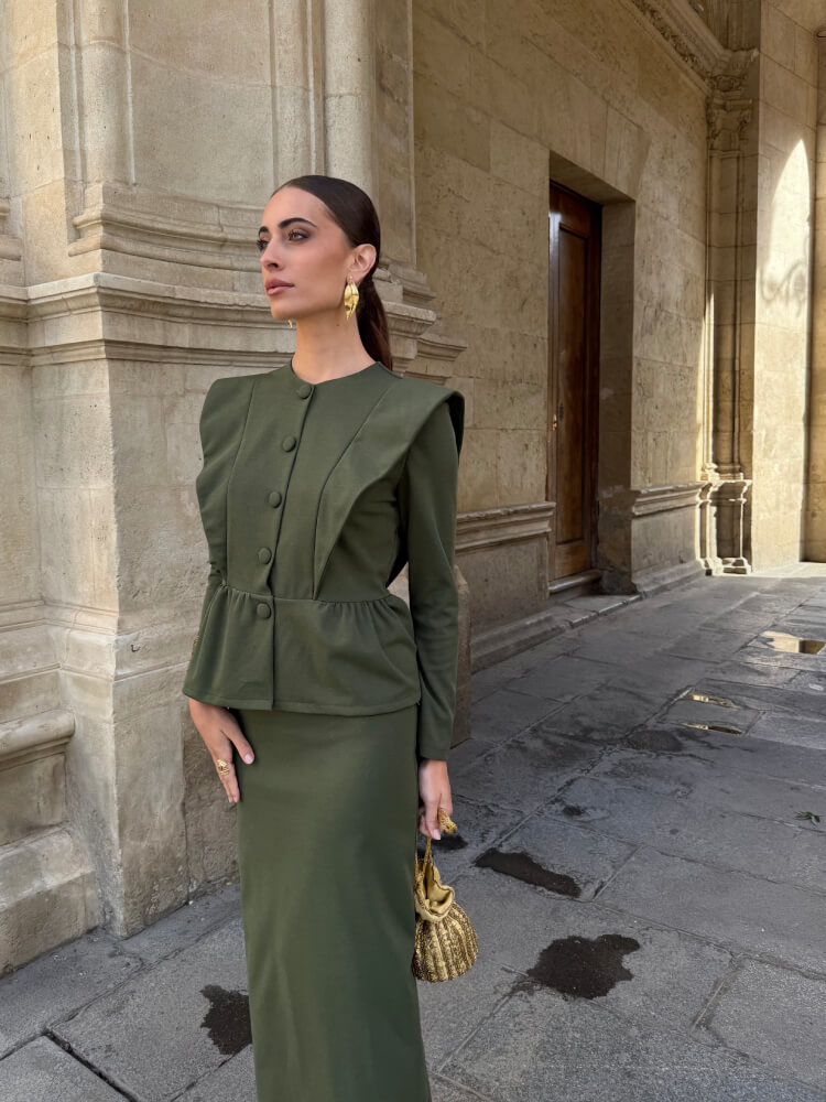 Conjunto Oliva Falda Midi