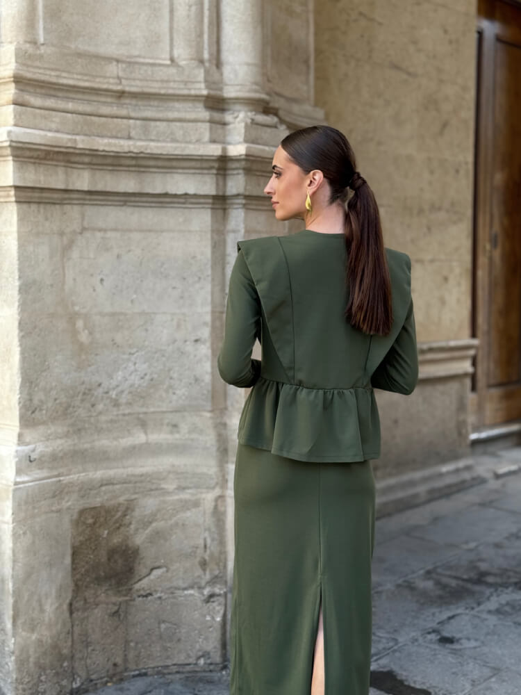 Conjunto Oliva Abertura Trasera