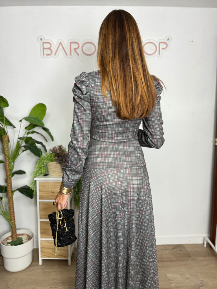 Vestido Gris Corte Elegante