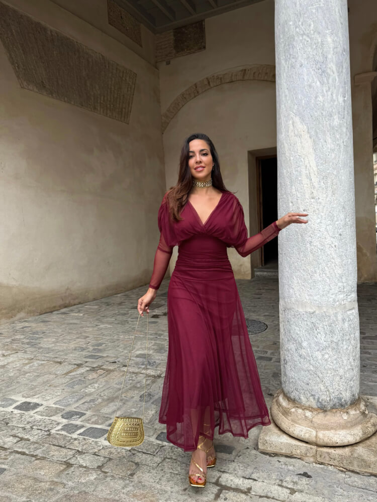 Vestido Burdeos Con Forro Interior